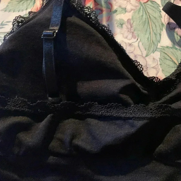 Dip Womens Black Bralette Size Large adjustment strapes, paddling and wirelesss - Picture 7 of 7